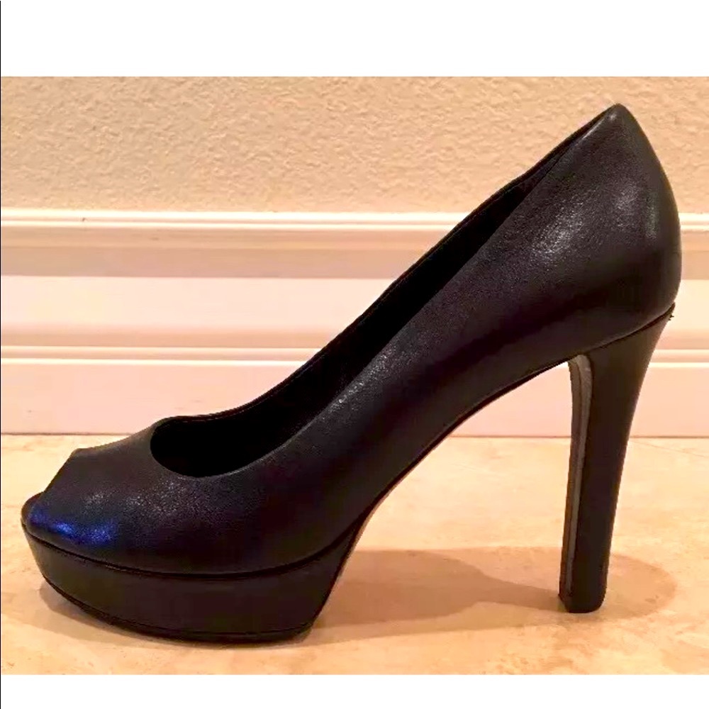 GUCCI Black Leather Open Toe Pumps Heels 10M ITALY